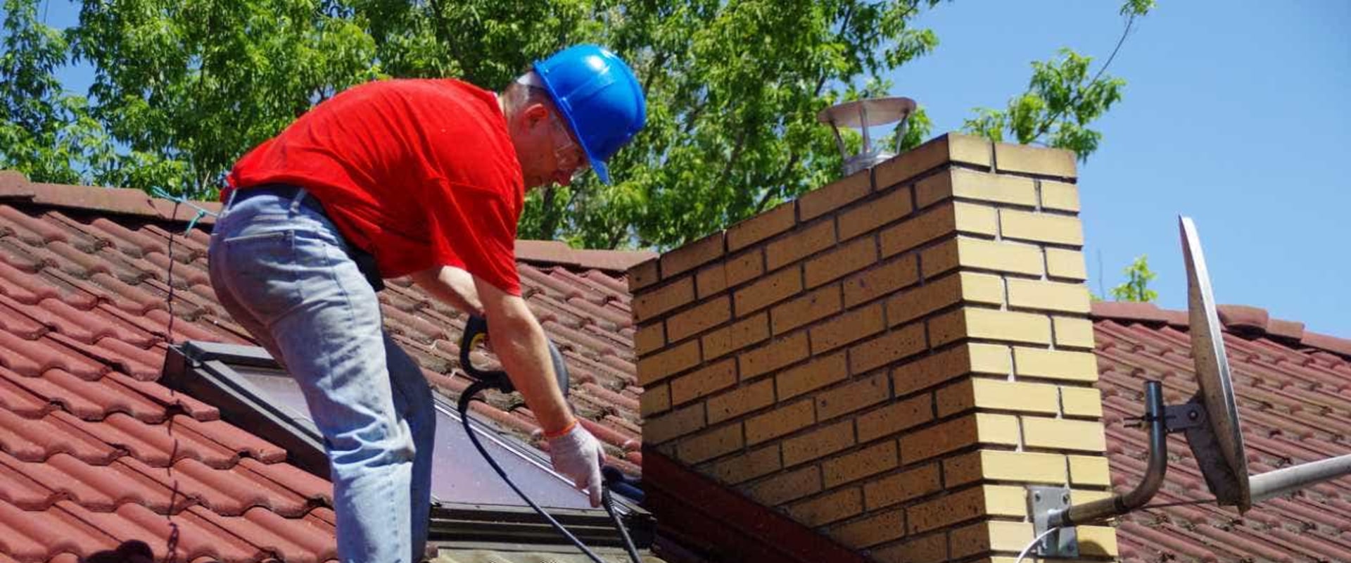 How to Clean Moss Off Your Roof Safely and Effectively