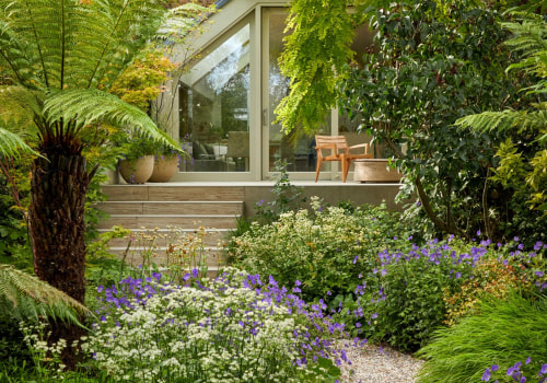 Exploring the Latest Vertical Gardening Trends